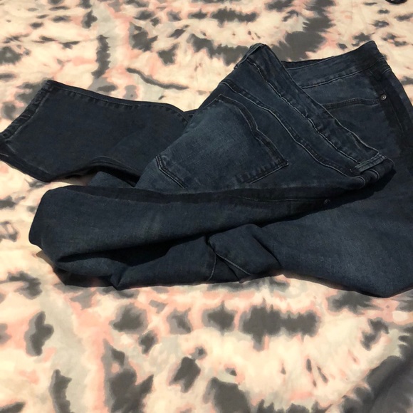 Jeans - Picture 3 of 3